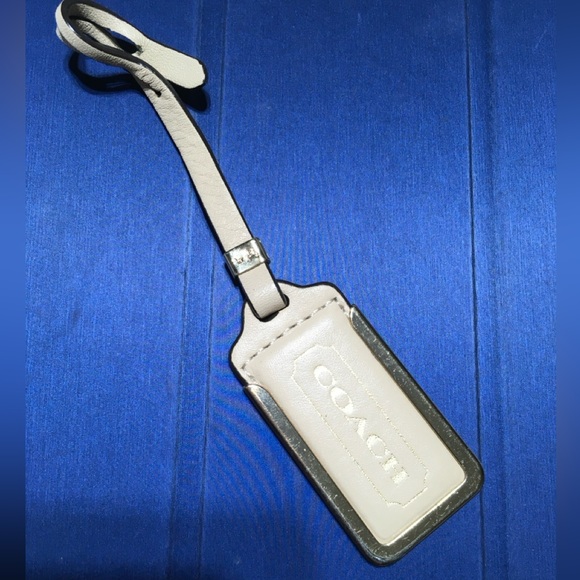 COACH KEY FOB BAG CHARM KEYCHAIN HANGTAG 2.75” FRAMED TAG - Picture 2 of 7